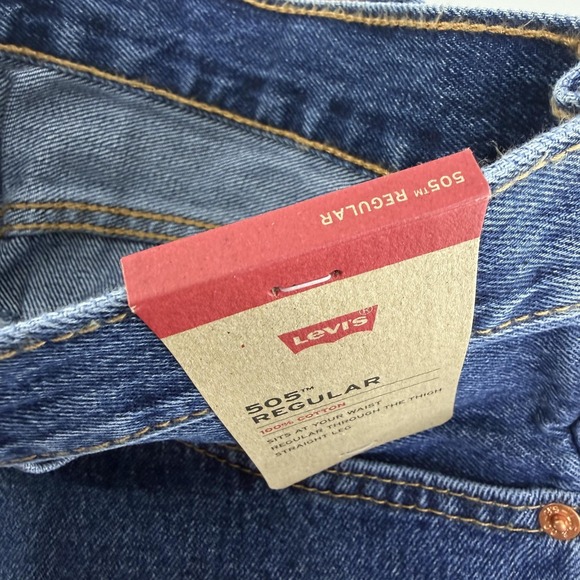 Levi's 505 Regular Jeans Mens 33x32 Blue Denim Straight Leg Medium Wash - Picture 9 of 13